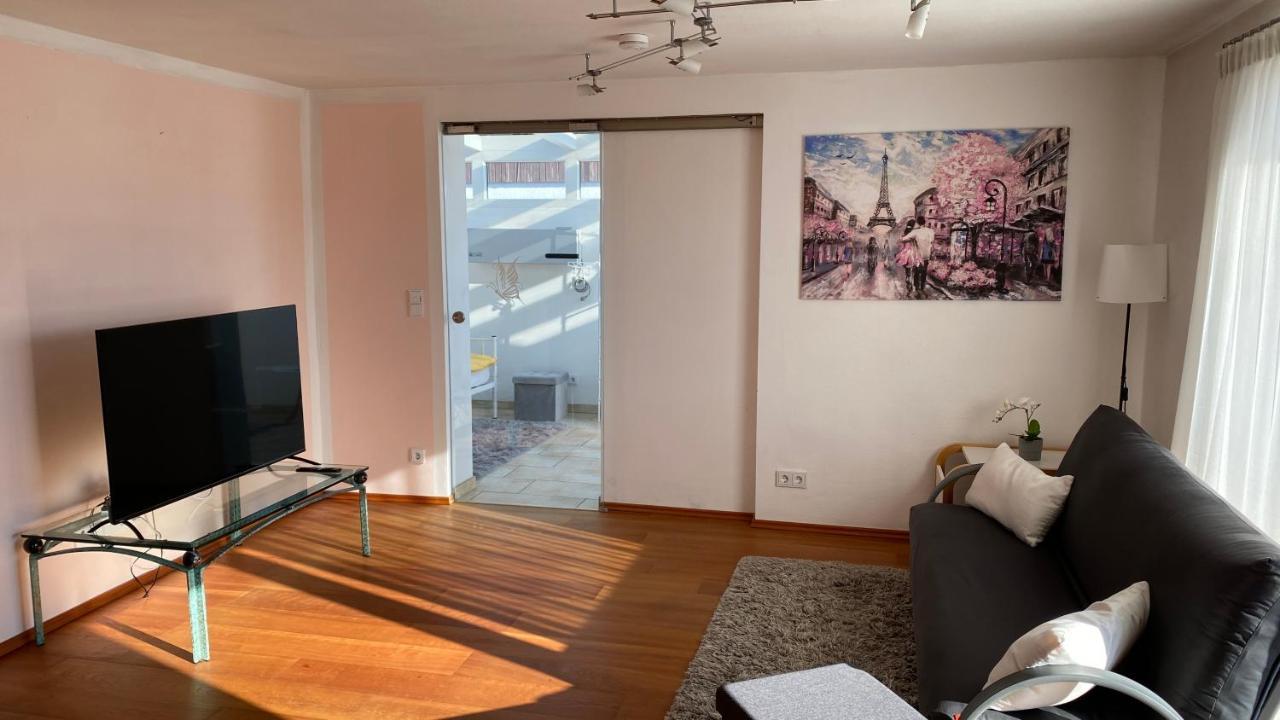 Fewo Luxus Wohnung Im Eigenen Ferienhaus, 120 Qm, Naehe Regensburg Mit Balkon, Terrasse & Garten, Gute Zuganbindung Laaber Экстерьер фото