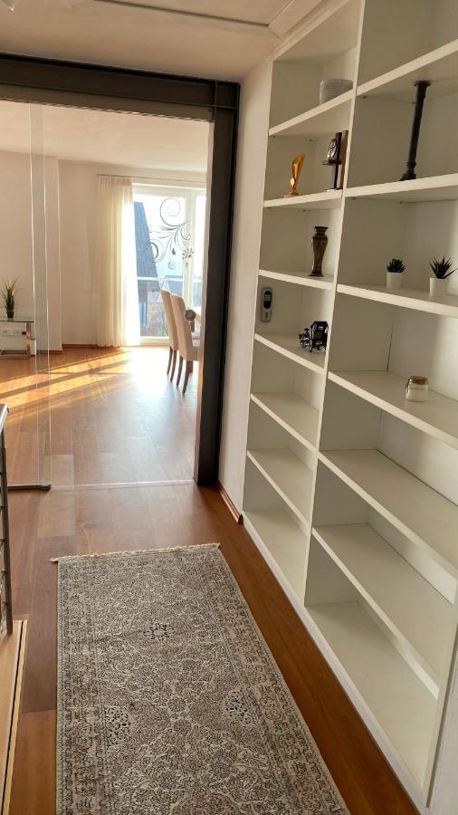 Fewo Luxus Wohnung Im Eigenen Ferienhaus, 120 Qm, Naehe Regensburg Mit Balkon, Terrasse & Garten, Gute Zuganbindung Laaber Экстерьер фото